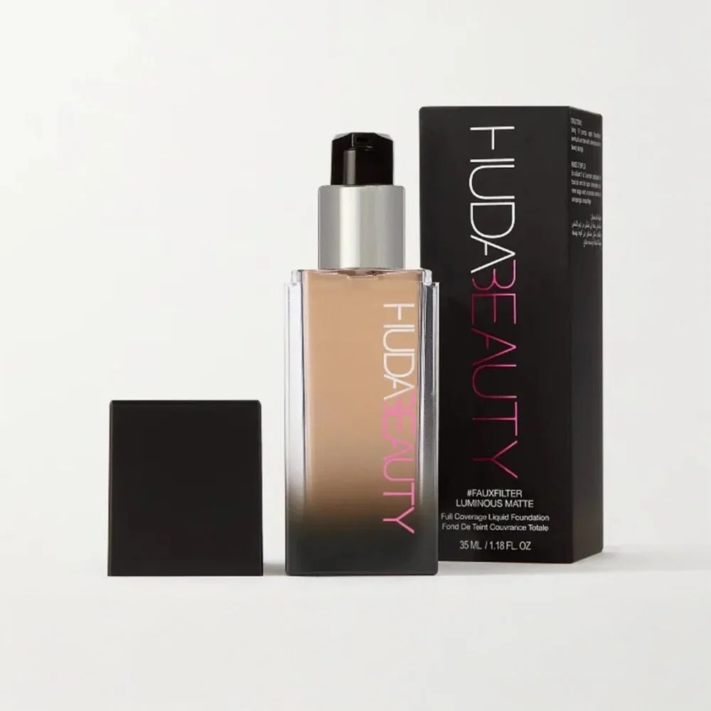 Saudi Arabia, Cosmetics and Personal Care Products, Skin Care Products, Hair Care Products, Makeup Products, Perfumes and Deodorants, Bath and Body Care