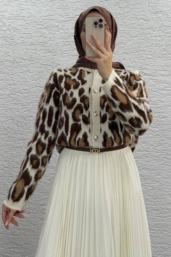 Turkiye, Clothing and Fashion, Modest Clothing, Oversize