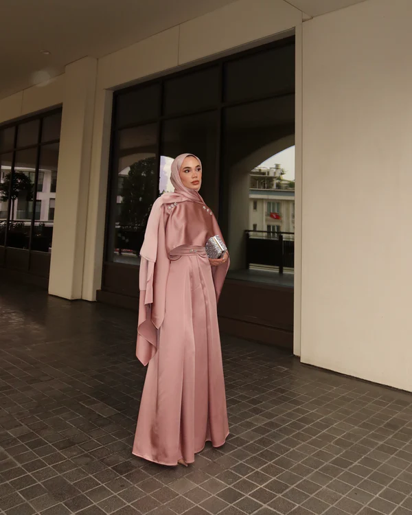 Turkiye, Clothing and Fashion, Hat - Gloves - Neck scarf, Headscarf, Modest Clothing, Oversize, Uniforms - Aprons - Work Wears, Wedding Clothes - Accessories